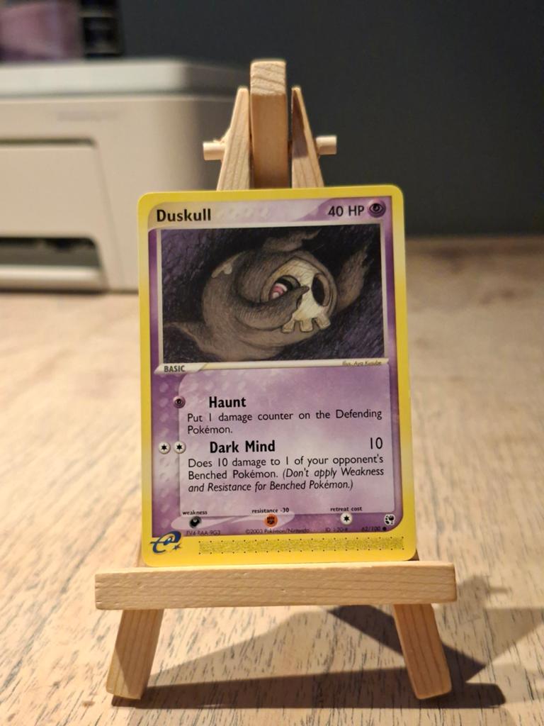 Duskull 62, Hobby en Vrije tijd, Verzamelkaartspellen | Pokémon, Ophalen of Verzenden, Zo goed als nieuw