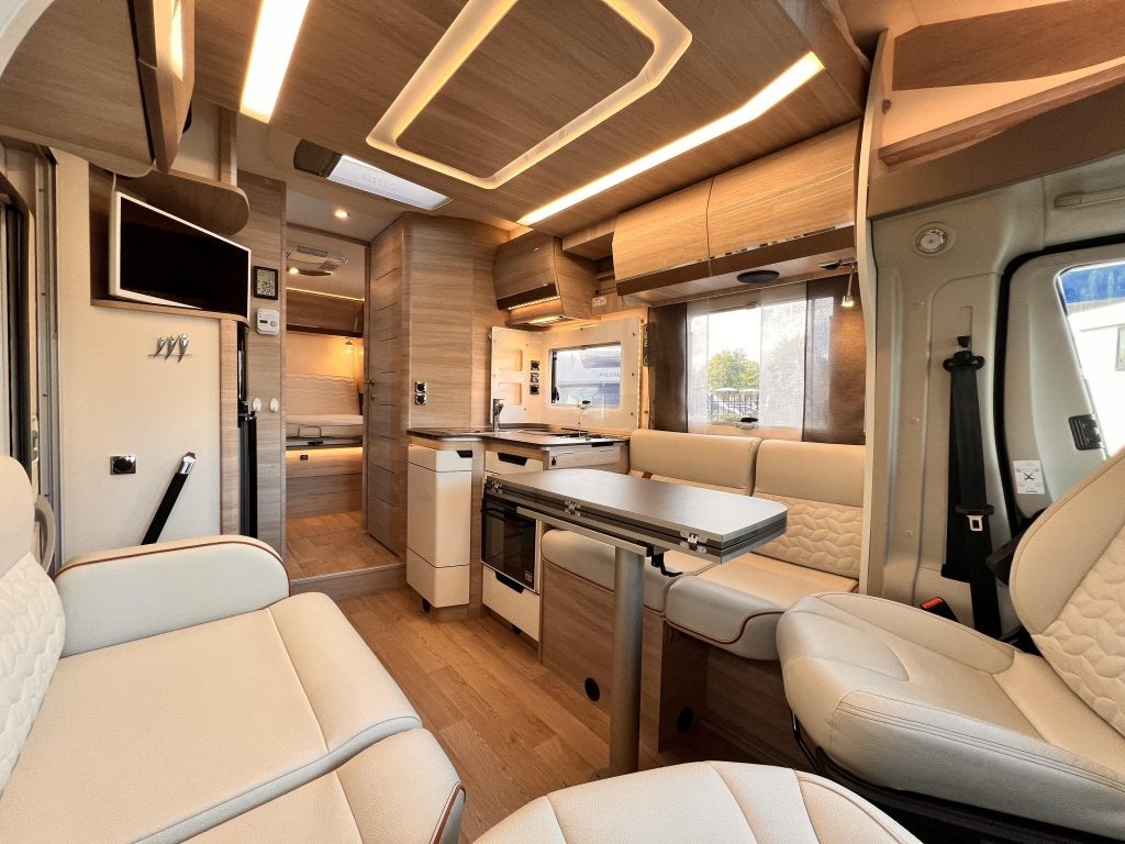 Rapido 696 F 60 Edition Automaat Face to face, Automaat, Chemisch toilet, Fiat, Bedrijf