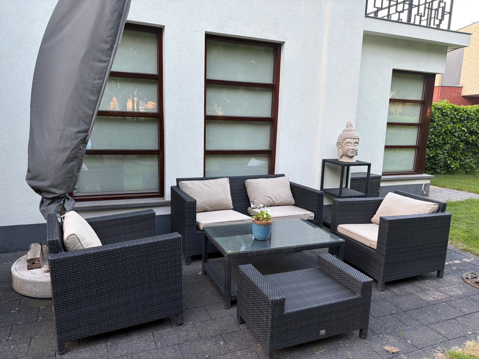 Wicker Loungeset met Glazen Tafel en Kussens, Tuin en Terras, Tuinsets en Loungesets, Ophalen, 5 zitplaatsen, Gebruikt, Loungeset