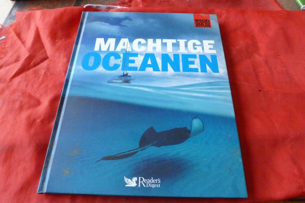 Machtige Oceanen - Readers Digest - nieuwstaat - hardcover, Boeken, Natuur, Nieuw, Reader's Digest, Ophalen of Verzenden, Natuur algemeen