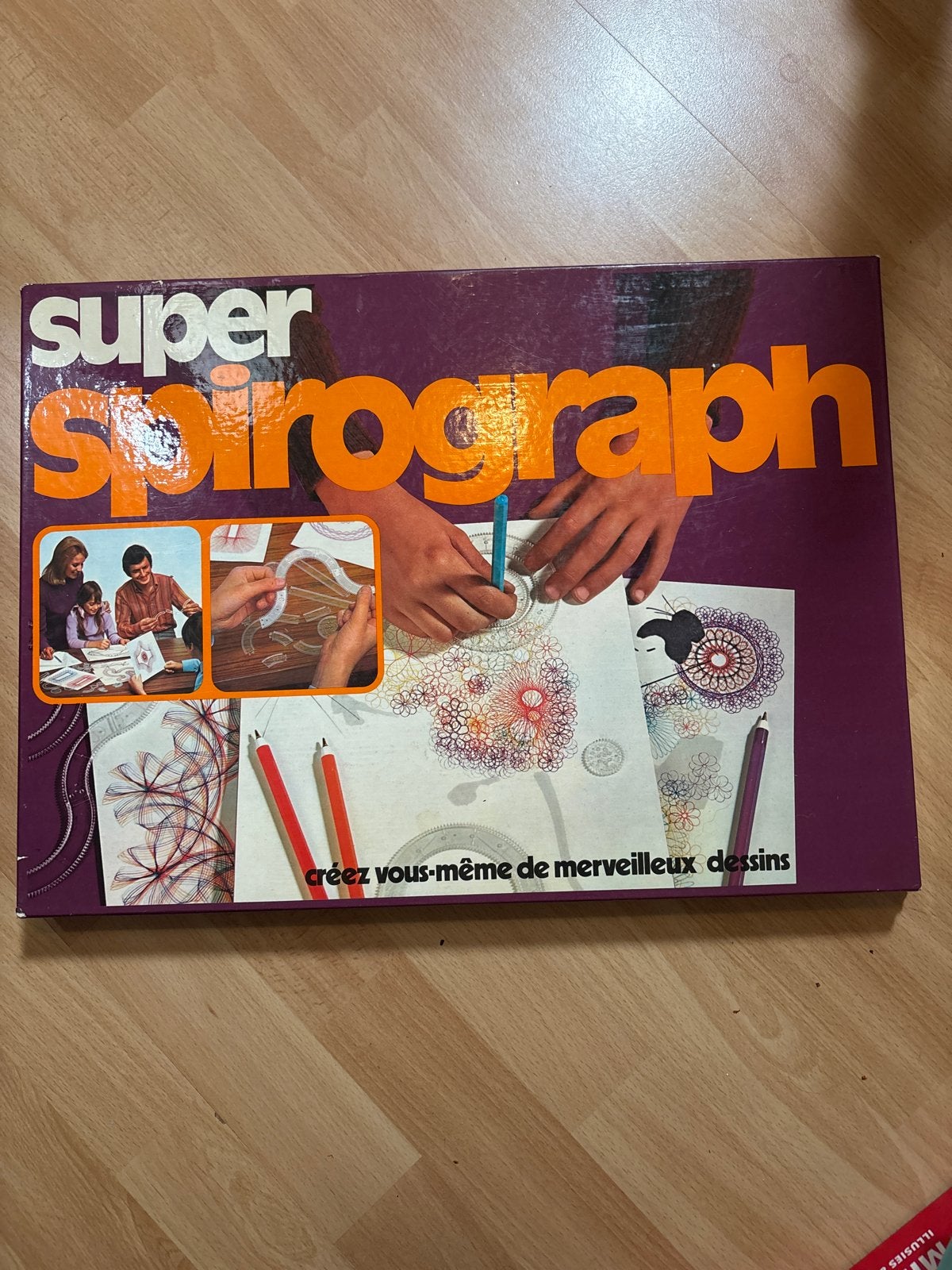 Super Spirograph - Maak prachtige spirograaf tekeningen, Ophalen of Verzenden, Gebruikt, Knutselen
