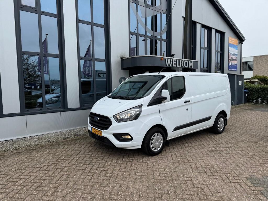 Ford TRANSIT CUSTOM 2.0 TDCi 130PK Airco, Schuifdeur, Cruise, Voorwielaandrijving, 1995 cc, 4 cilinders, 2500 kg