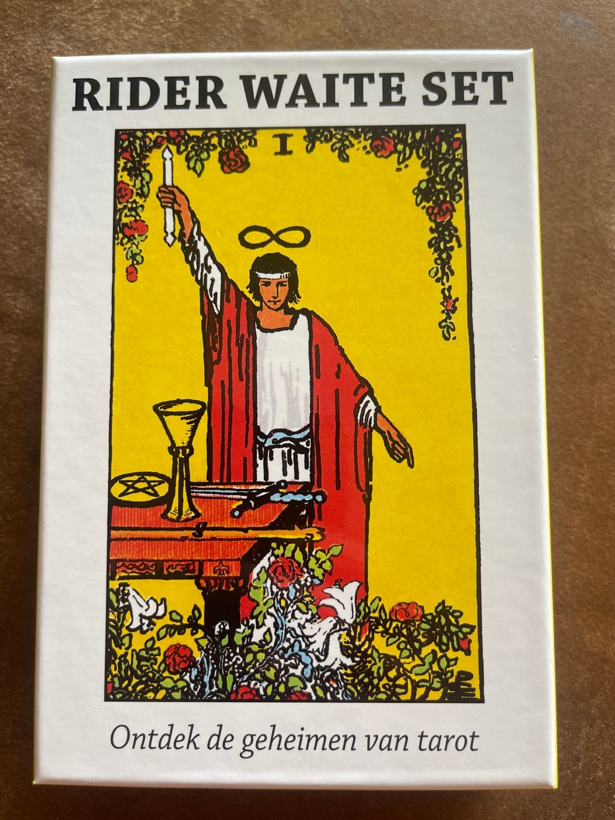 Rider Waite Tarot Set - Nieuwstaat ongeopend, Ophalen of Verzenden, Nieuw, Tarot of Kaarten leggen, Instructieboek