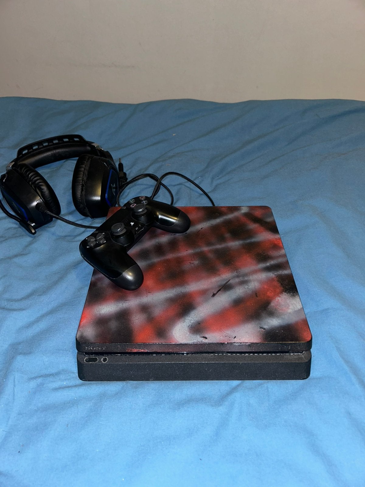 PlayStation 4 Slim met controller en headset, Ophalen of Verzenden, Gebruikt, Met 1 controller, Slim