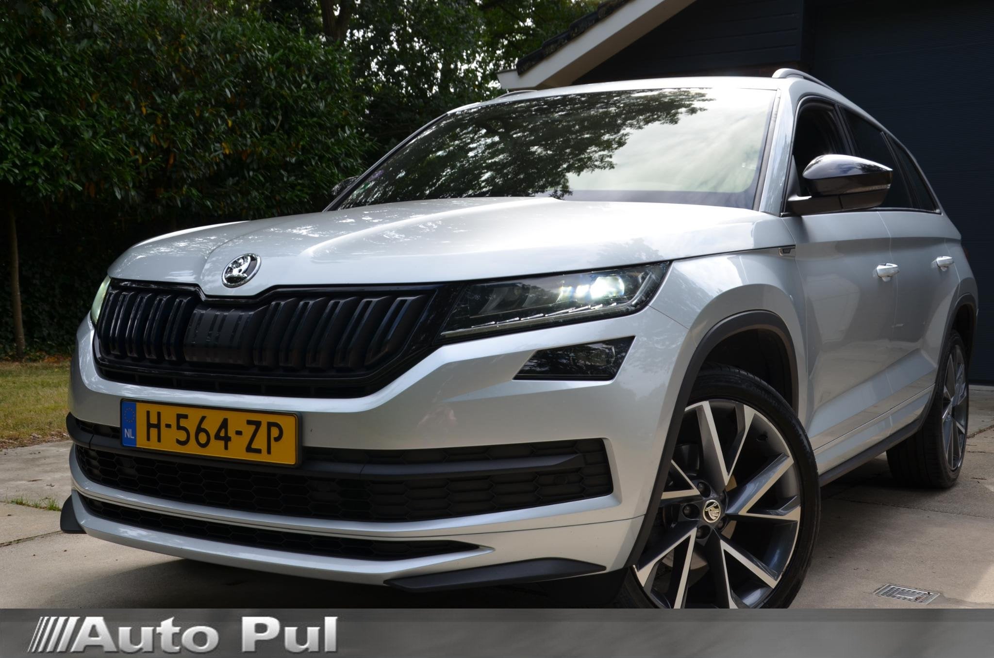 Skoda Kodiaq 1.5 TSI Sportline Business Automaat/Navi/Led/Ec, Auto's, 4 cilinders, 150 pk, Automatische klimaatregeling, Origineel Nederlands