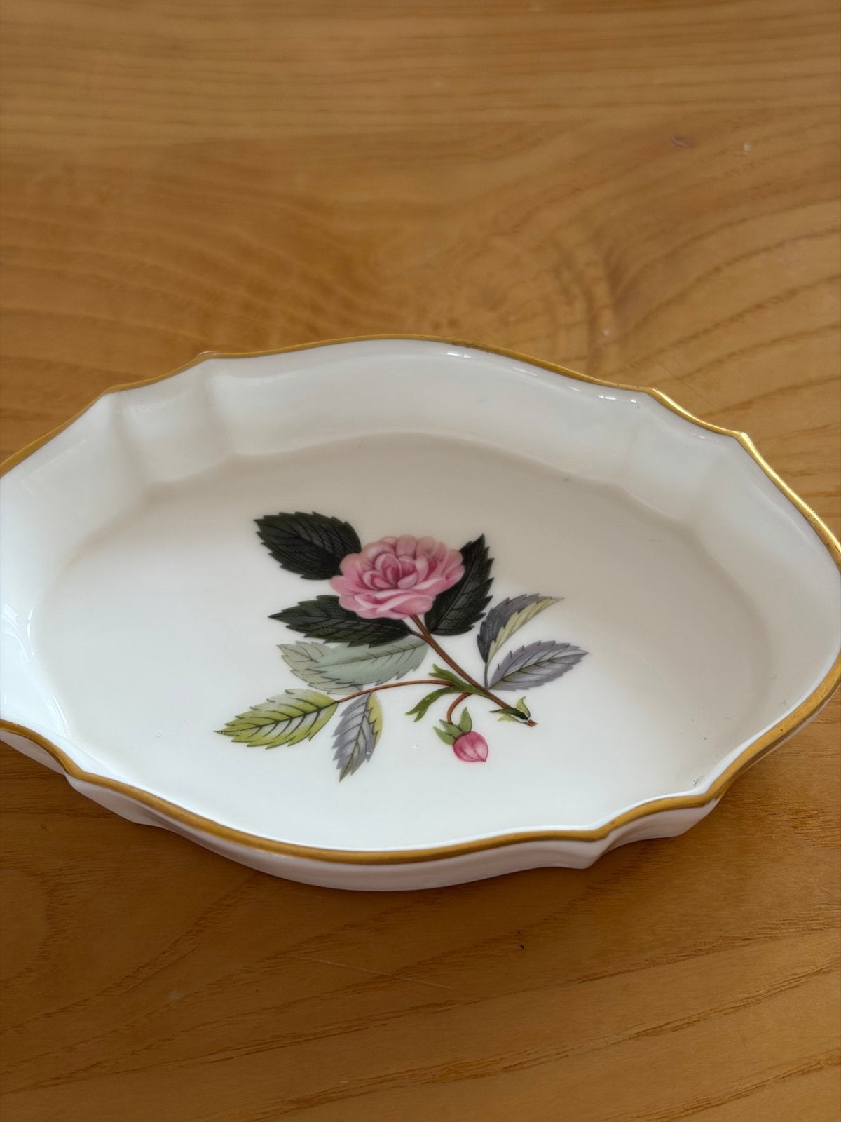 Vintage porseleinen theekopjes en schotels set, Ophalen
