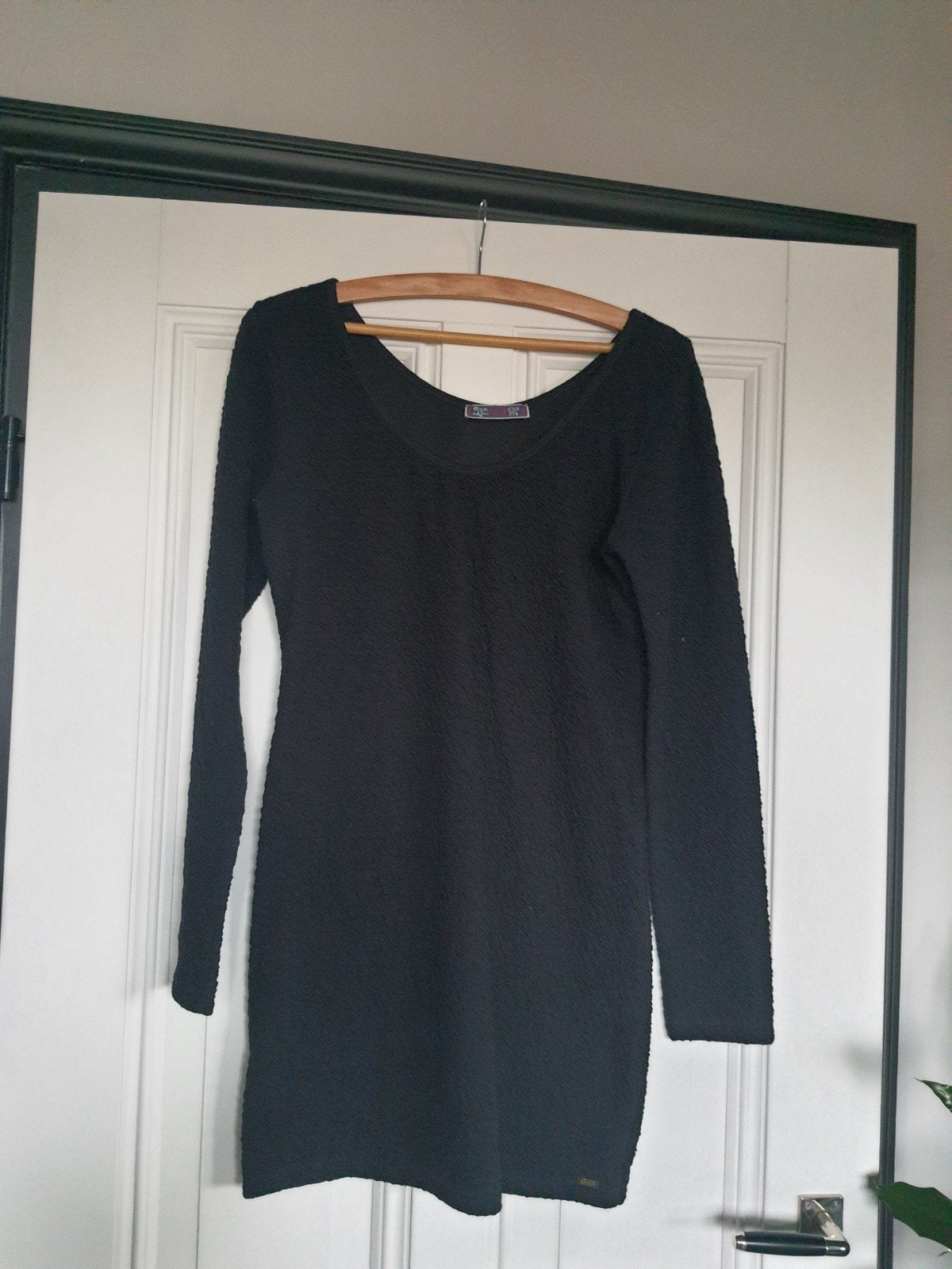 zwart basic jurkje maat L, Kleding | Dames, Ophalen, Zwart, Maat 42/44 (L), Zo goed als nieuw