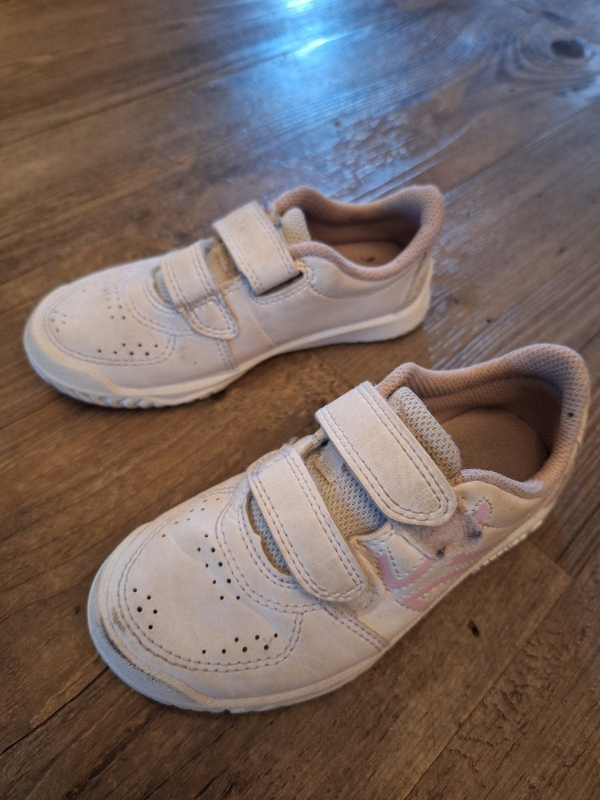 Artengo Gymschoenen Wit/Roze Maat 27, Ophalen, Gebruikt, Meisje, Sportschoenen