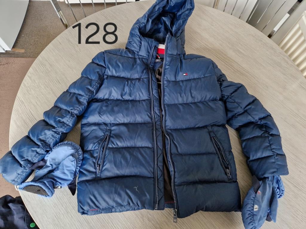 Tommy Hilfiger winterjas maat 128 dons, Gebruikt, Ophalen of Verzenden, Tommy Hilfiger, Jongen