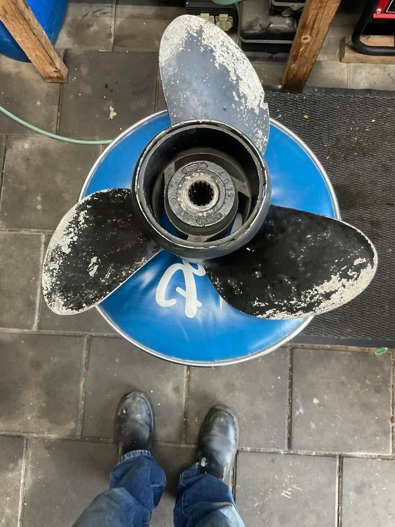 Schroef johnson /evinrude / omc, Ophalen, Gebruikt, Motor en Techniek, Motorboot