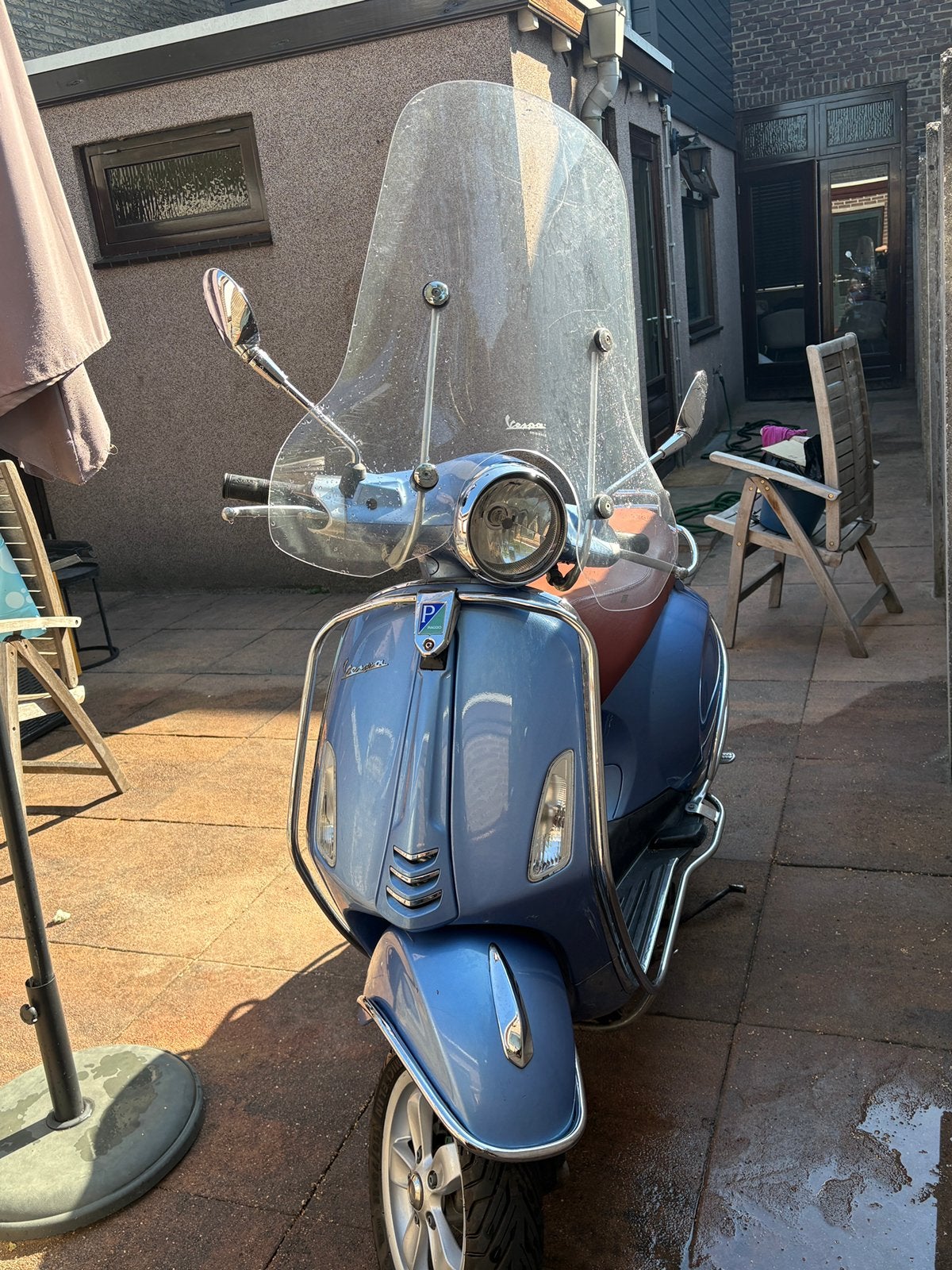 VESPA primavera ( 2024 gloednieuwe motor erin gezet), Ophalen, Zo goed als nieuw, Benzine, Vespa