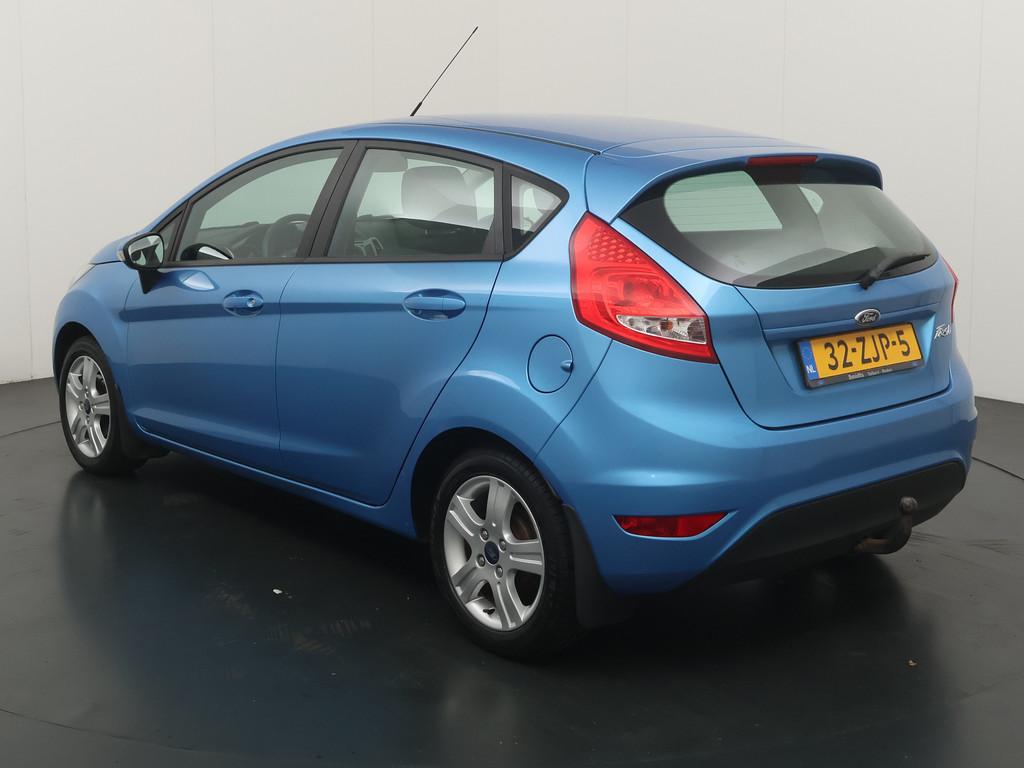Ford Fiesta 1.25 60PK Champion | Aux | Trekhaak | Cruise | A, Euro 5, Stof, 4 cilinders, Origineel Nederlands