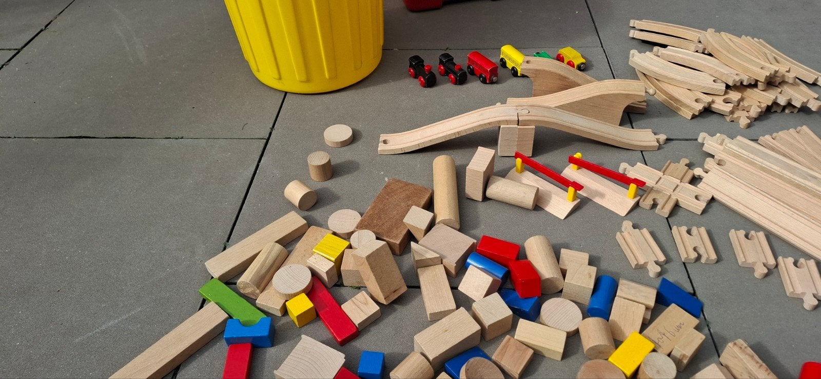houten trein met rails en blokken, Ophalen, Gebruikt