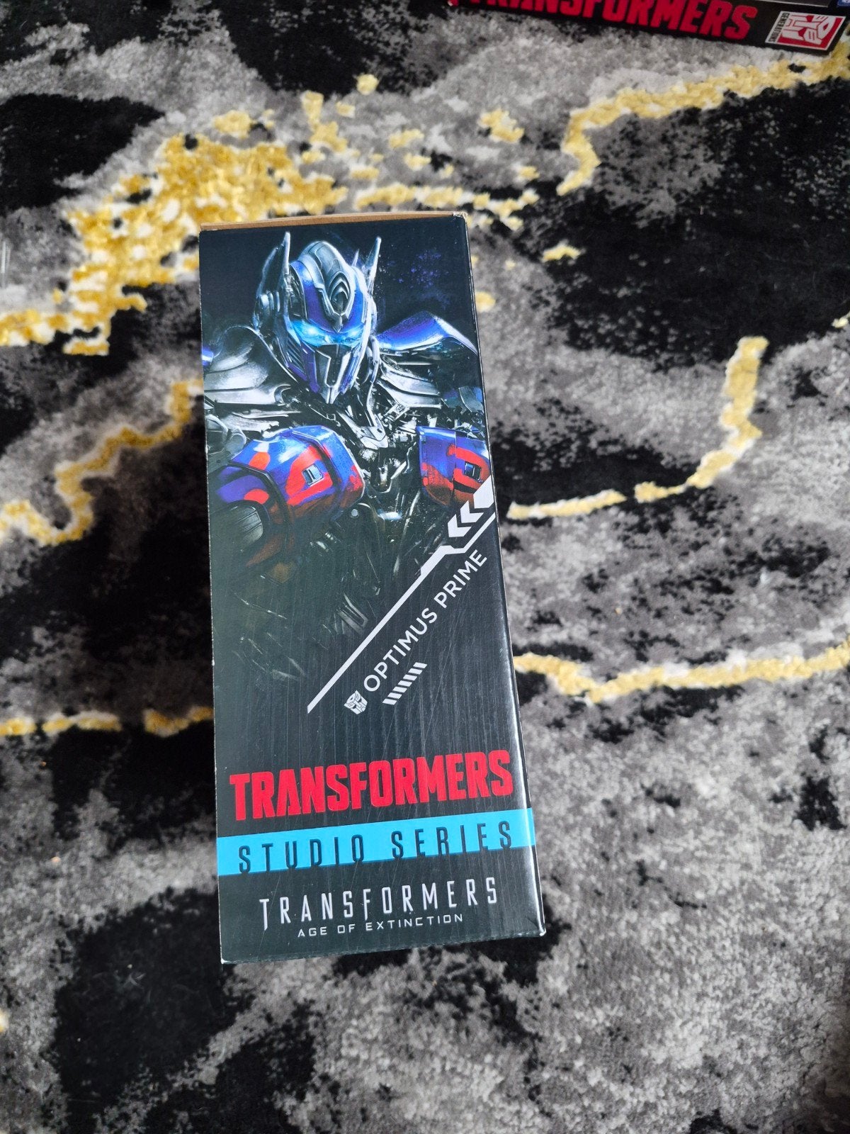 Transformers Studio Series Optimus Prime, Verzamelen, Transformers, Overige generaties, Ophalen of Verzenden, Zo goed als nieuw