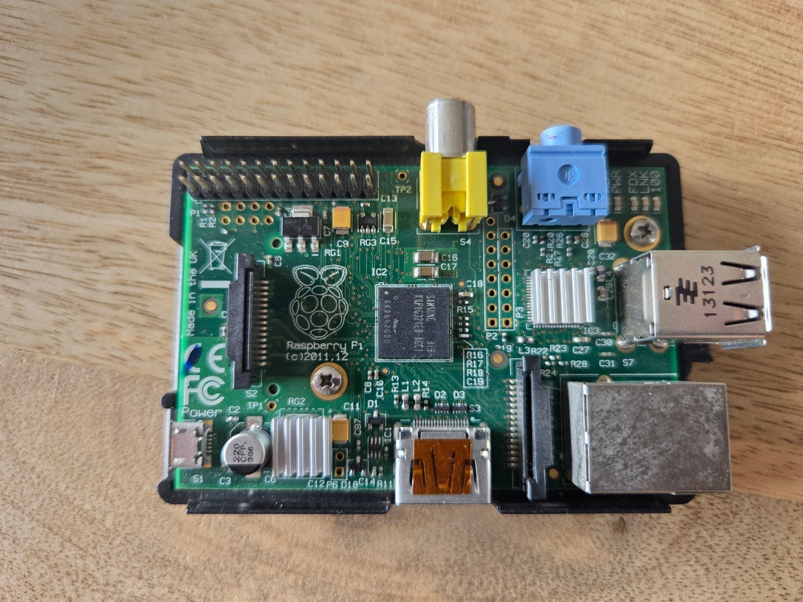 Raspberry Pi (2011.12) (incl. behuizing), Ophalen of Verzenden, Zo goed als nieuw