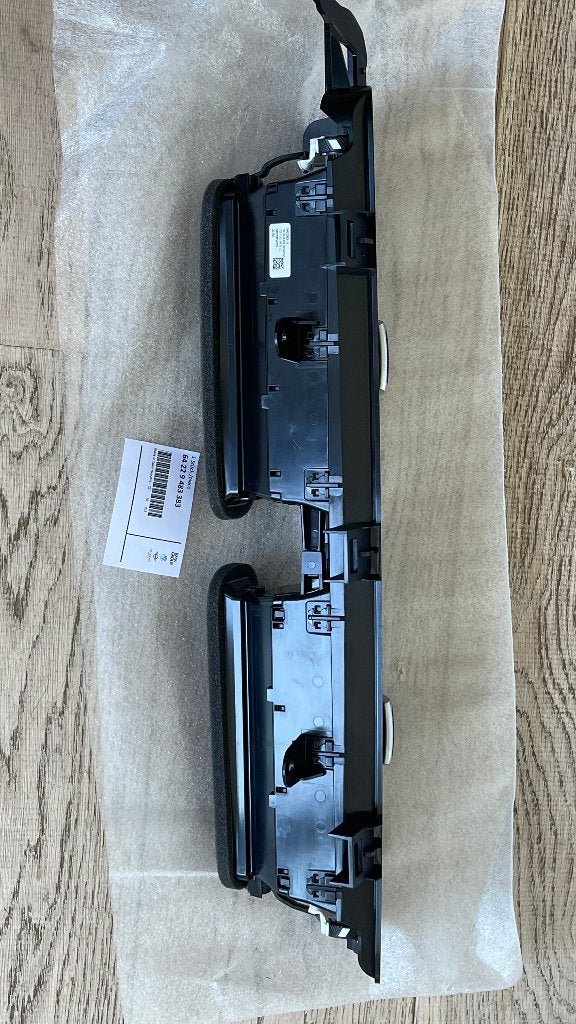 OEM BMW X1 U11 U12 U10 64229483383 Luchtrooster rechts links, Ophalen of Verzenden, BMW AG, Customer.service@bmw.com, Petuelring 130, München, 80788, DE