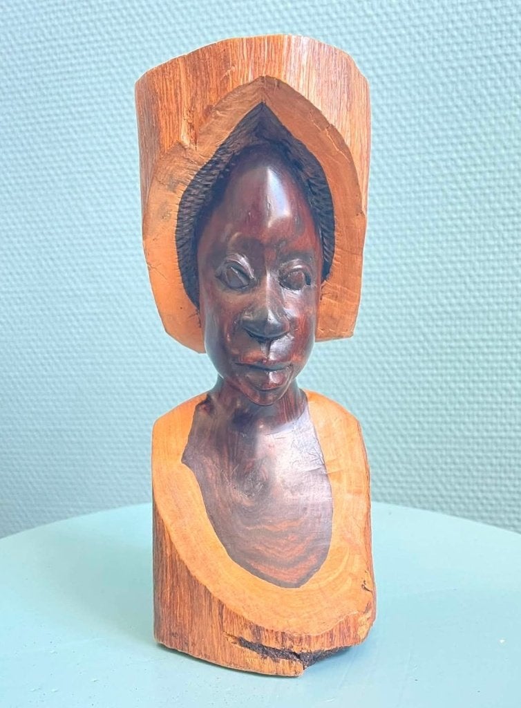 Mooi en heel apart beeld van een Afrikaanse vrouw, Ophalen, Zo goed als nieuw, Mens