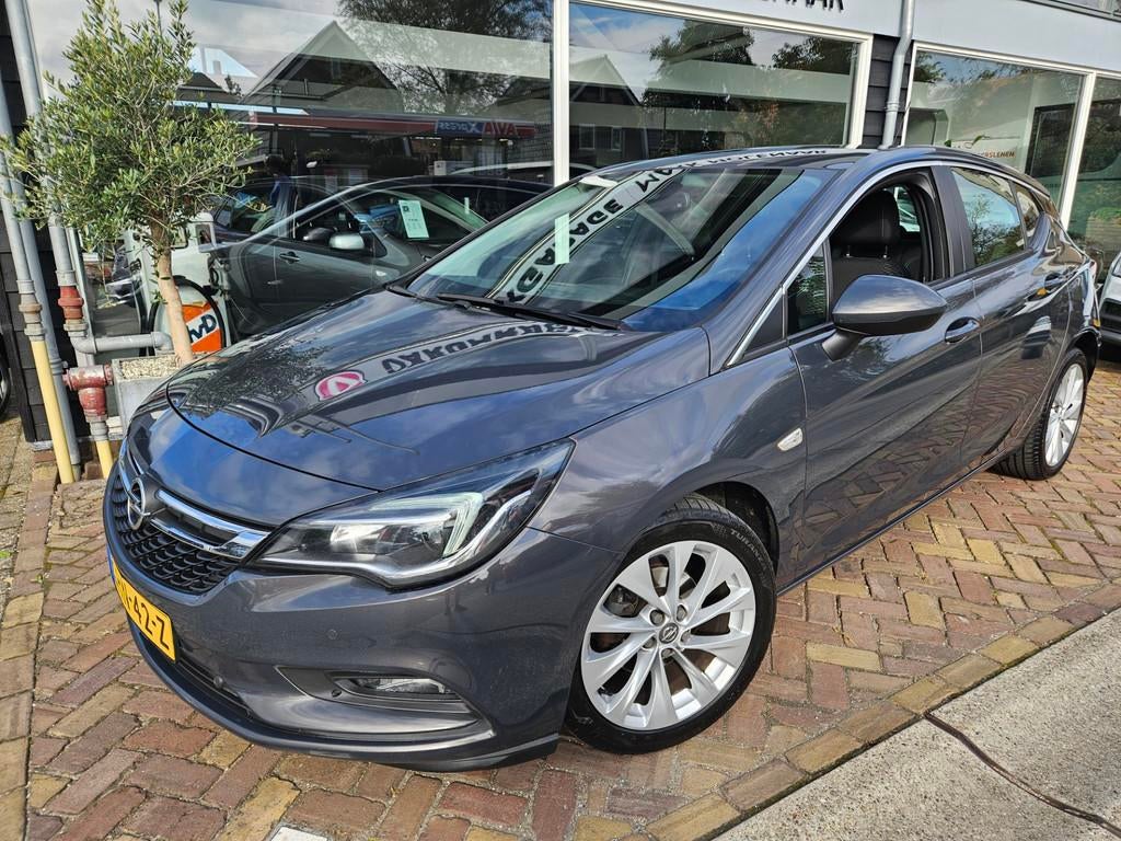 Opel Astra 1.4 Turbo innovation,leuke uitvoering,mooie kleur, Auto's, 125 pk, Gebruikt, Euro 6, 620 kg