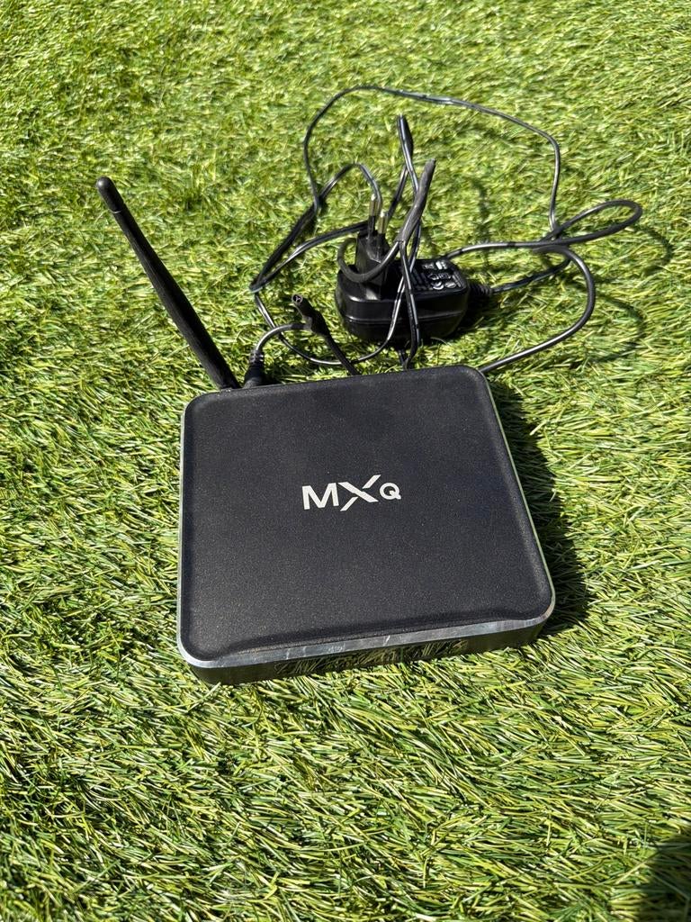 MXQ OTT TV Box M10 Android Player, Ophalen of Verzenden, Zo goed als nieuw, HDMI, Zonder harde schijf