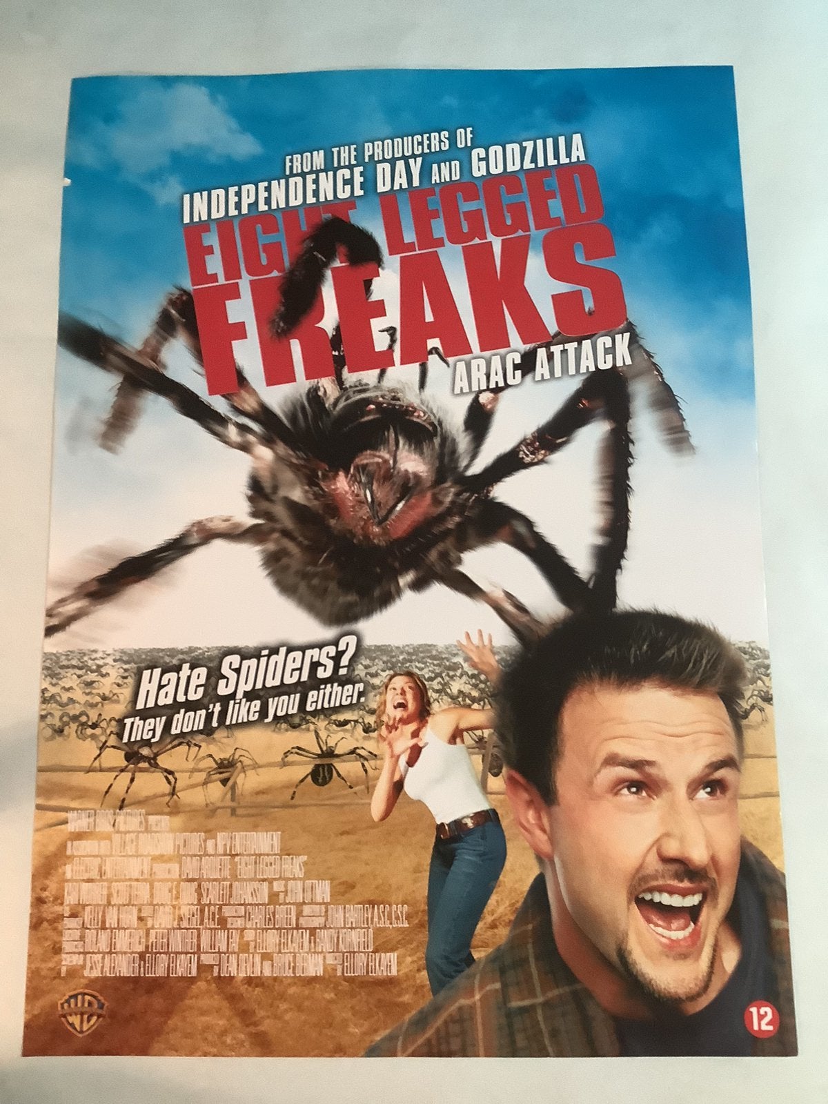 EIGHT LEGS FREAKS  video poster   50-70 cm, Verzenden, Zo goed als nieuw, Deurposter of groter, Film en Tv