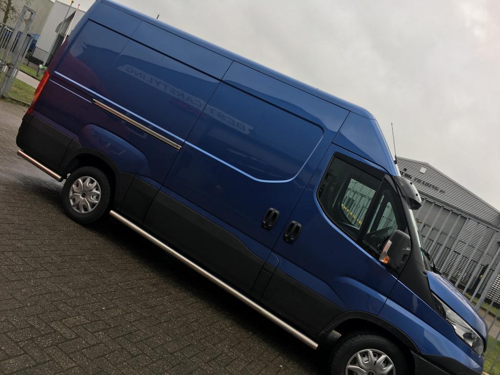 Iveco Daily 35S18 Sidebars Recht, Niet ingevuld, Niet ingevuld, Niet ingevuld