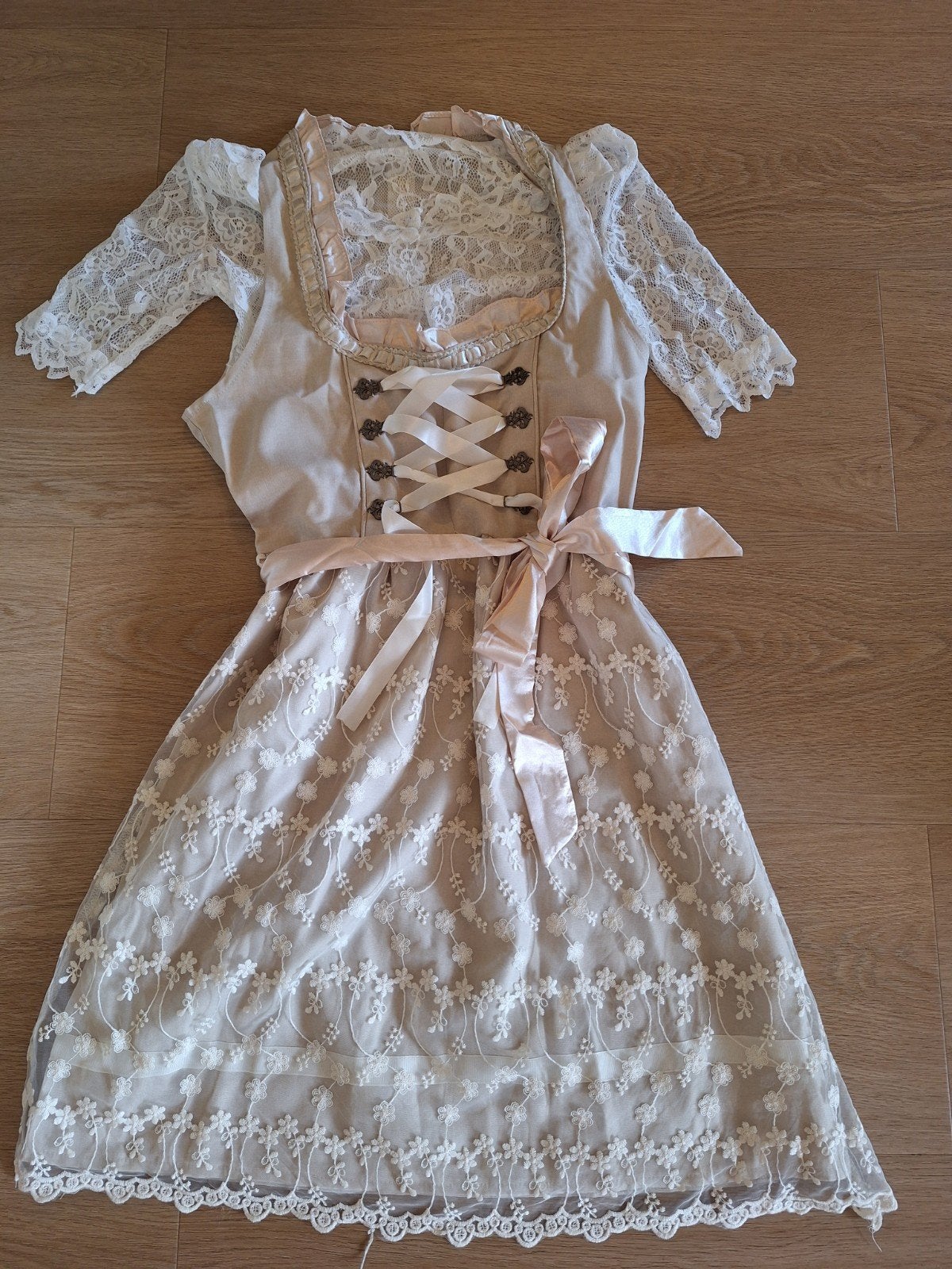Dirndl | oktoberfest jurkje maat S, Overige typen, Beige, Nieuw, Ophalen of Verzenden