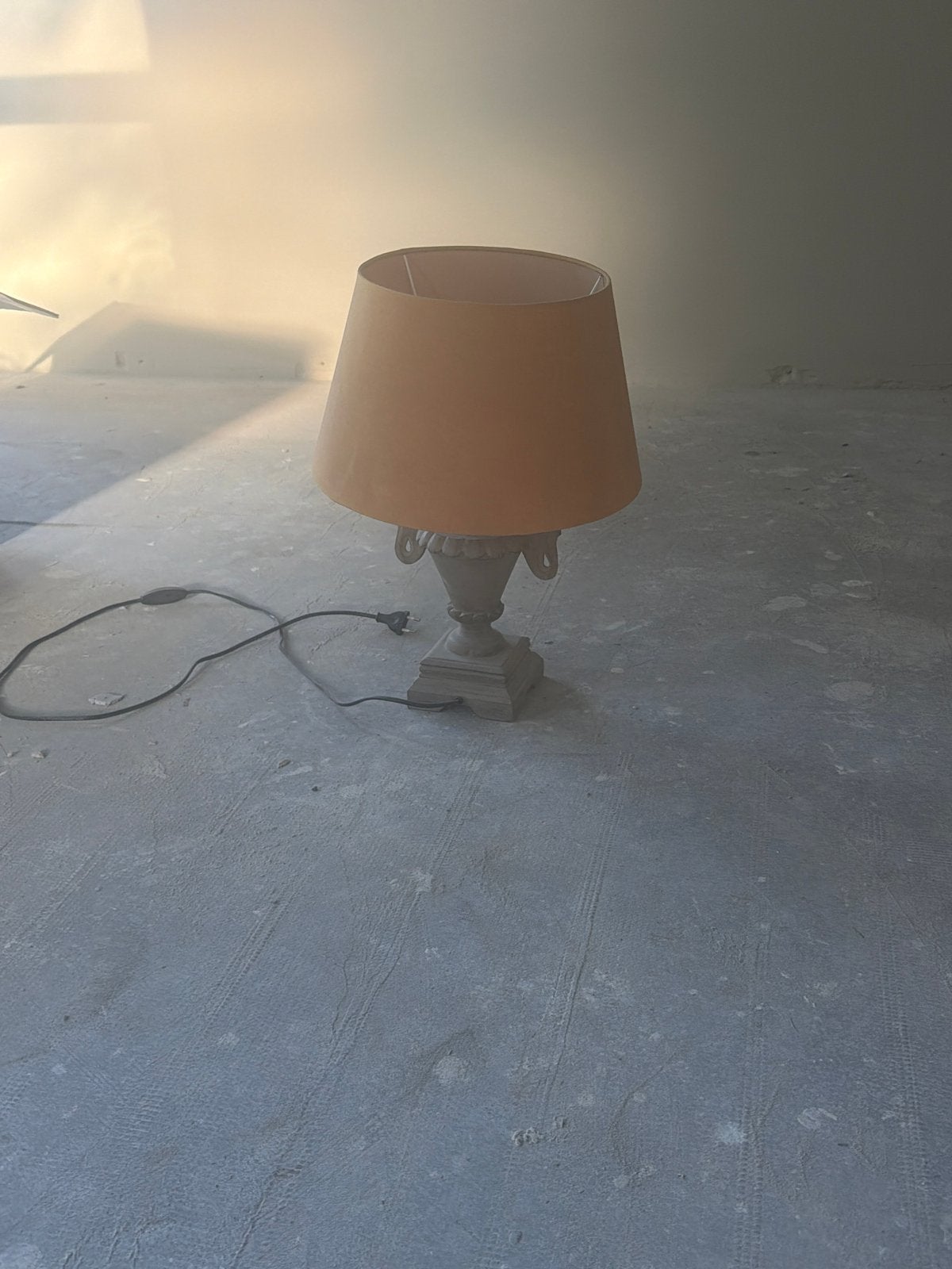 Vintage tafellamp met stoffen kap GRATIS, Beige, Gebruikt, Overige merken, Textiel