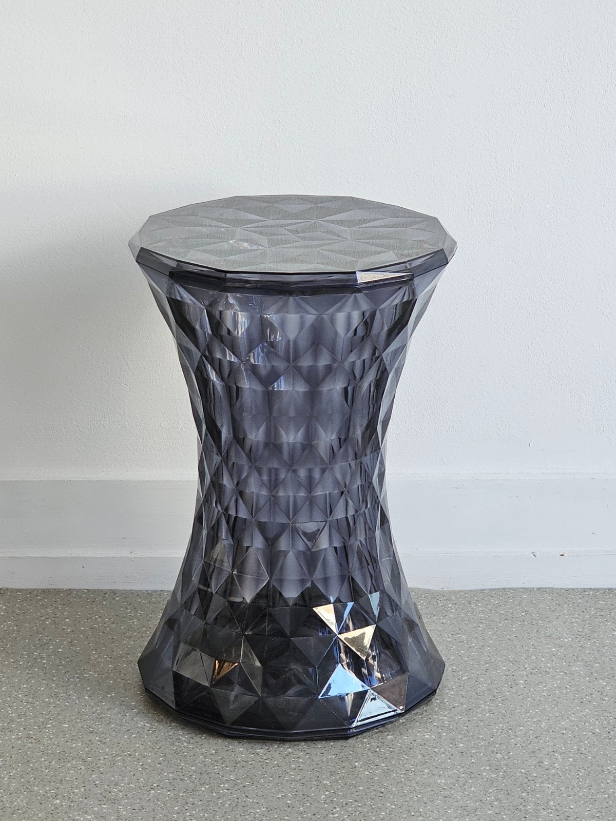 Kartell design krukje bijzettafeltje tafeltje, Ophalen of Verzenden, Gebruikt