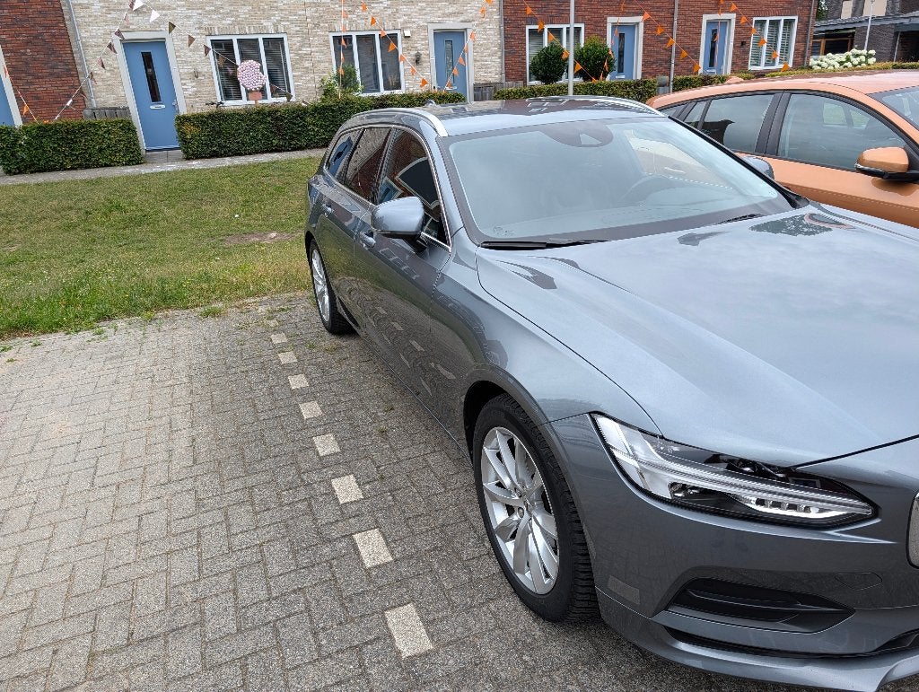 Volvo V90 D3 150pk Geartronic 2017 Grijs, Auto's, Volvo, 4 cilinders, 1969 cc, Stationwagon, Diesel