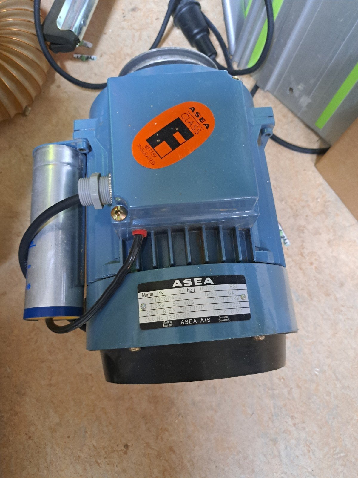 ASEA Elektromotor 1.3kW, 1400 rpm, zo goed als nieuw, Doe-het-zelf en Verbouw, Motoren, Ophalen of Verzenden