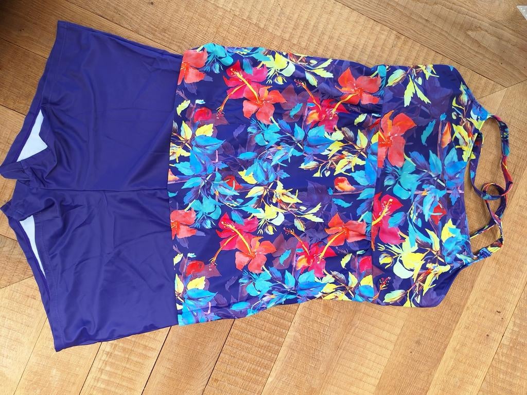Nieuwe Tankini met Bloemenprint - Maat 5xl, Ophalen of Verzenden, Nieuw, Overige kleuren, Overige typen