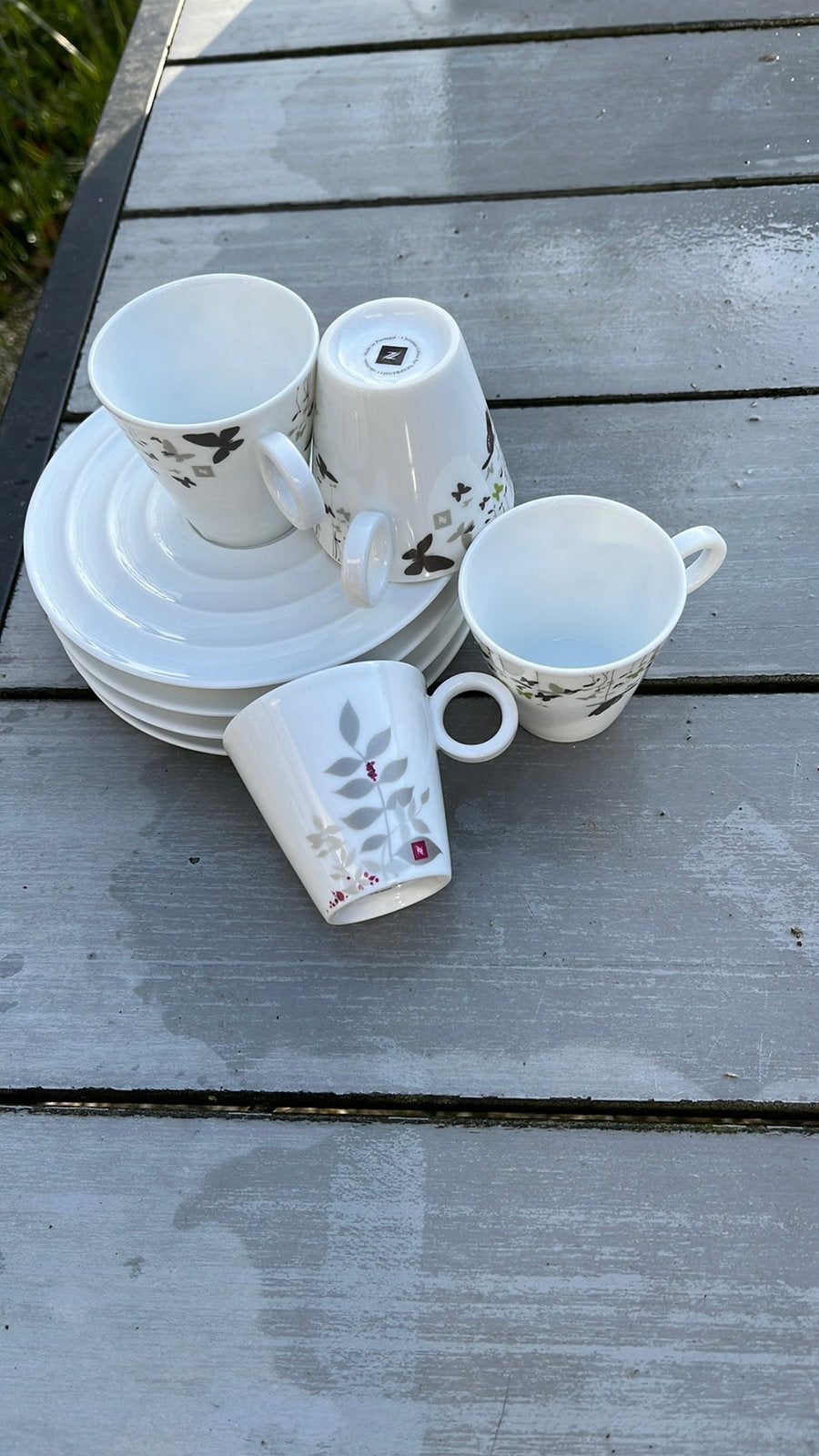 Nespresso kop- en schotels, Tanzaro wit porselein., Verzamelen, Ophalen of Verzenden, Zo goed als nieuw, Gebruiksvoorwerp