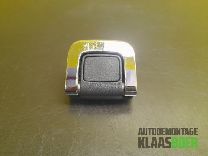 Bevestigingsoog vloer van een Peugeot 508, Gebruikt, -, -, 6 maanden garantie