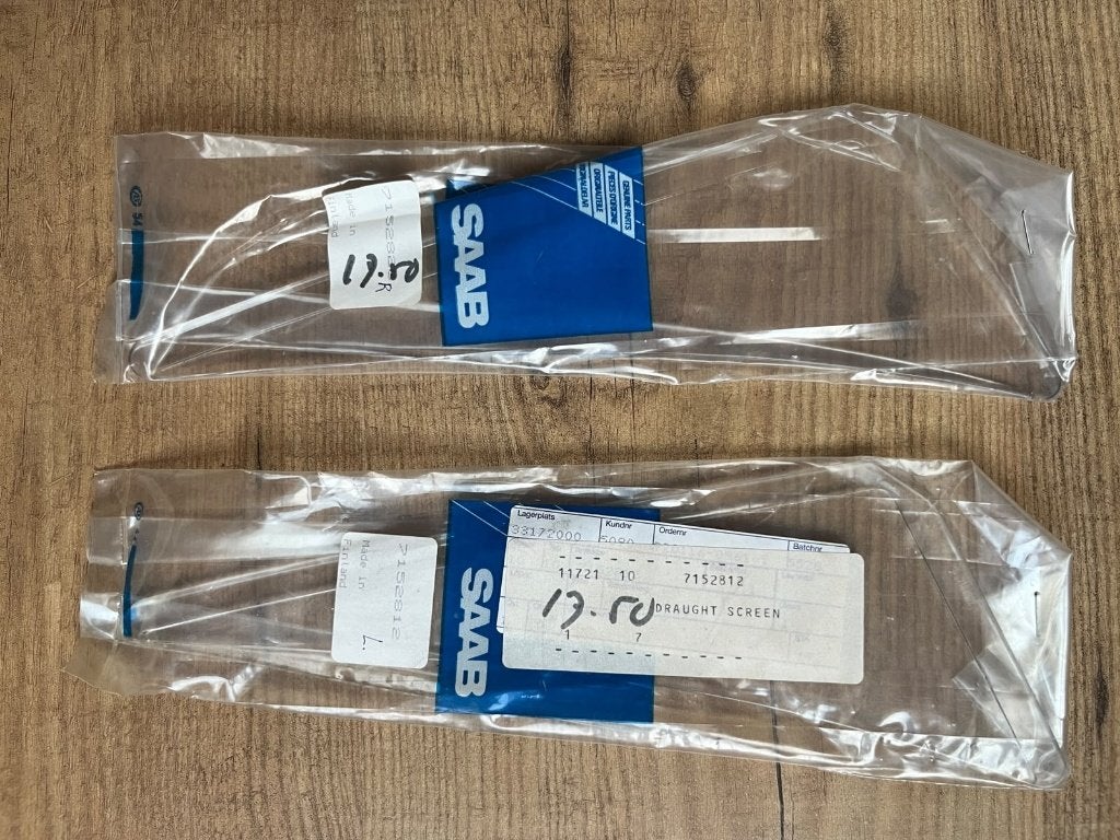 Nieuwe tochtruit LV/RV Saab onderdeelnummer: 7152812/7152820, Ophalen, Nieuw, Saab