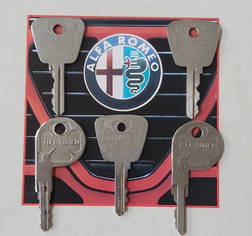Set Van 5 Vintage Alfa Romeo Sleutels (jaren '70/'80)., Ophalen of Verzenden, Gebruikt, Auto's