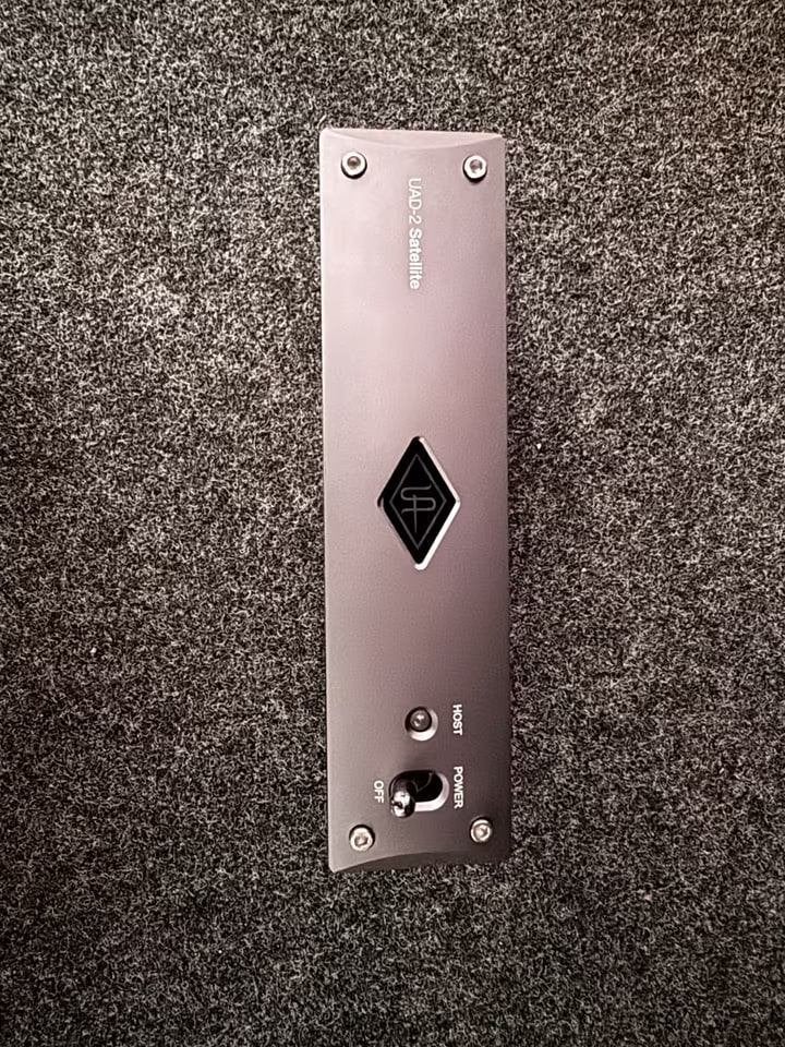 Universal Audio Satelite Thunderbolt 3 Quad, Ophalen of Verzenden, Zo goed als nieuw, Audio