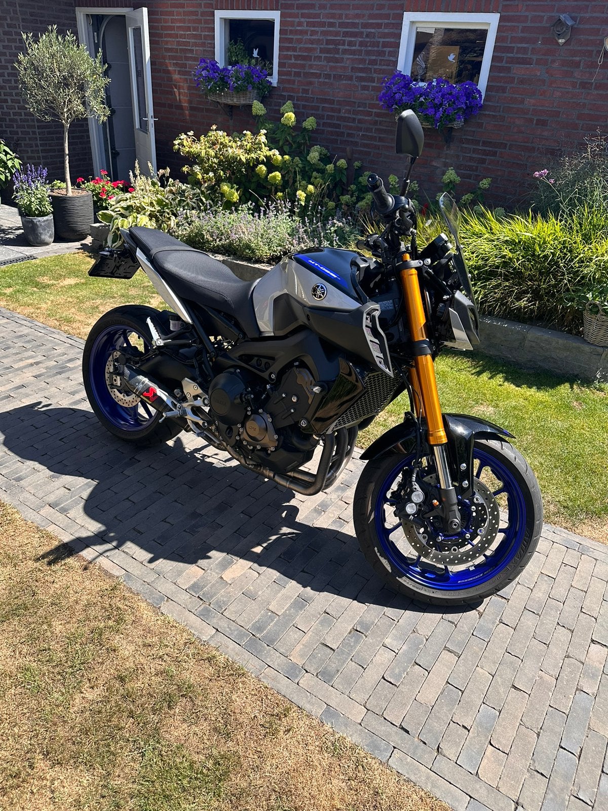 Yamaha MT-09-SP full akrapovic systeem, Particulier, Naked bike