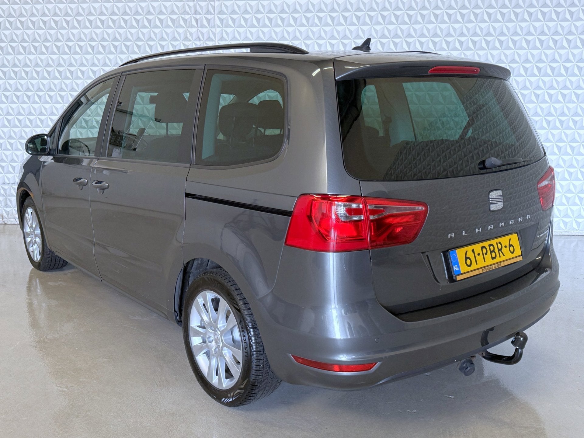 Seat Alhambra 1.4 TSI Style 7p PANORAMADAK + TREKHAAK (2011), Auto's, Seat, Voorwielaandrijving, Euro 5, 4 cilinders, 150 pk