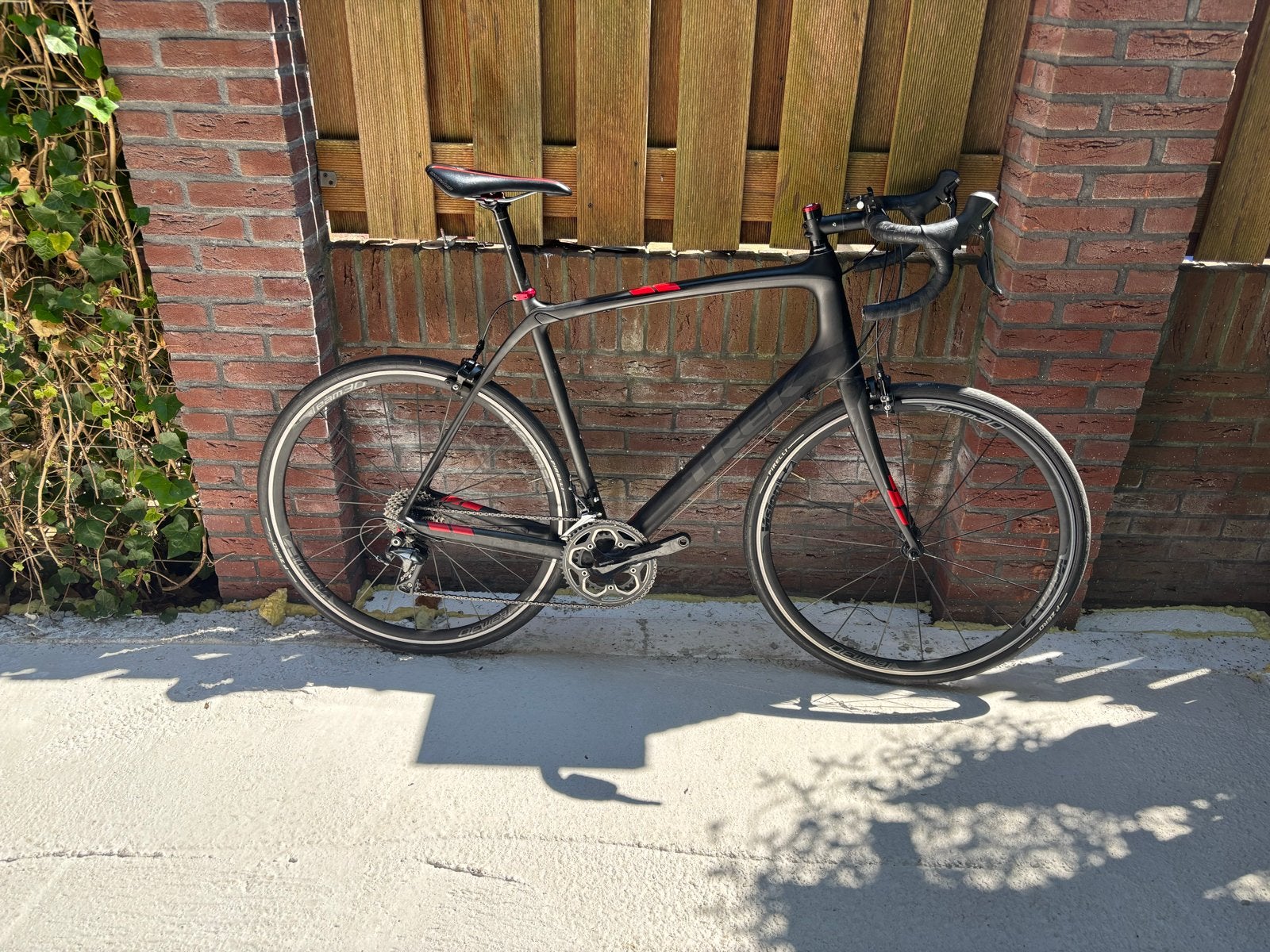 Trek Domane4 carbon racefiets - Ultegra mt 60, Fietsen en Brommers, Fietsen | Racefietsen, 28 inch, Gebruikt, Carbon, Meer dan 20 versnellingen