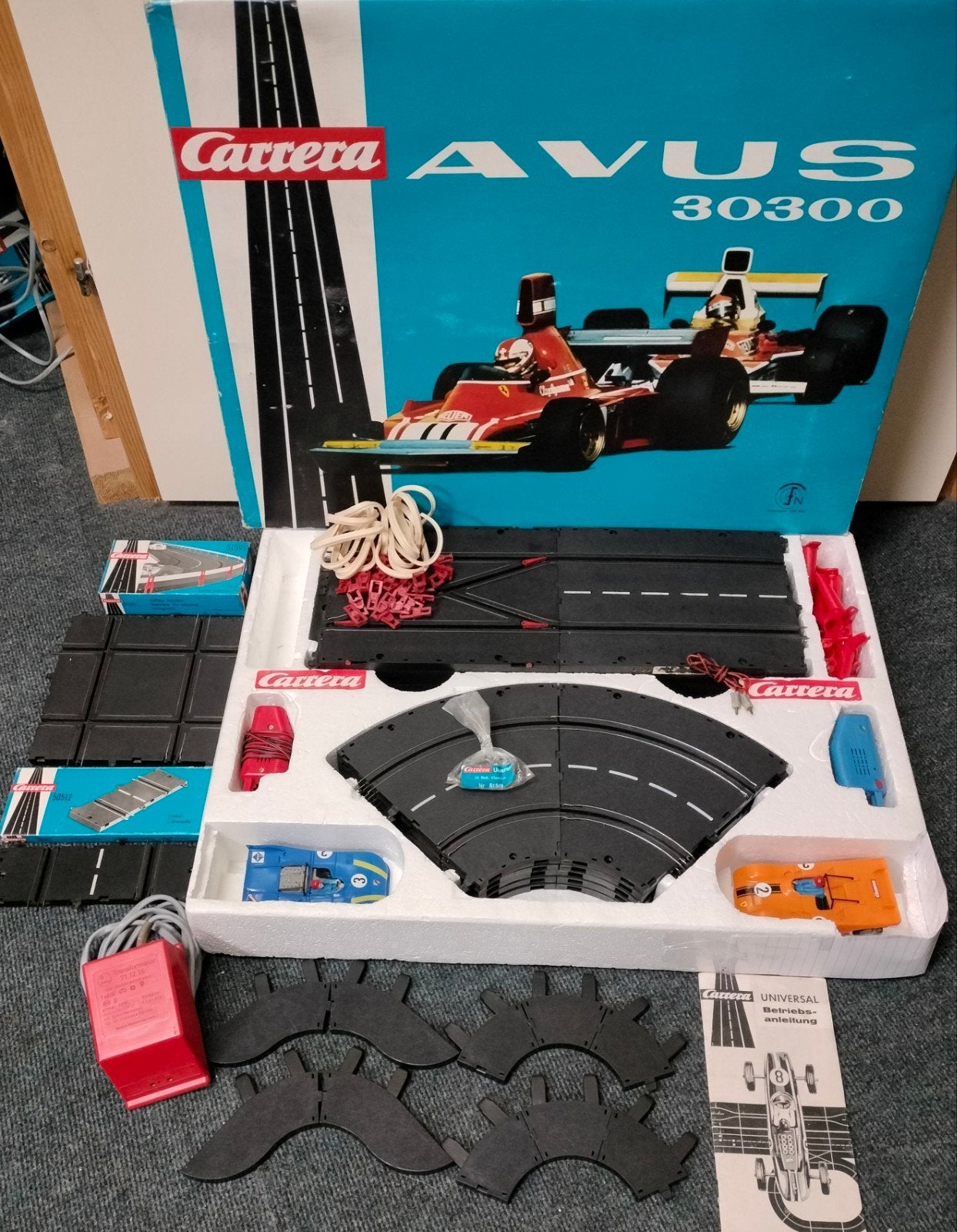 Carrera Universal complete racebaan set met veel accessoires, Ophalen of Verzenden, Zo goed als nieuw, Elektrisch, Carrera