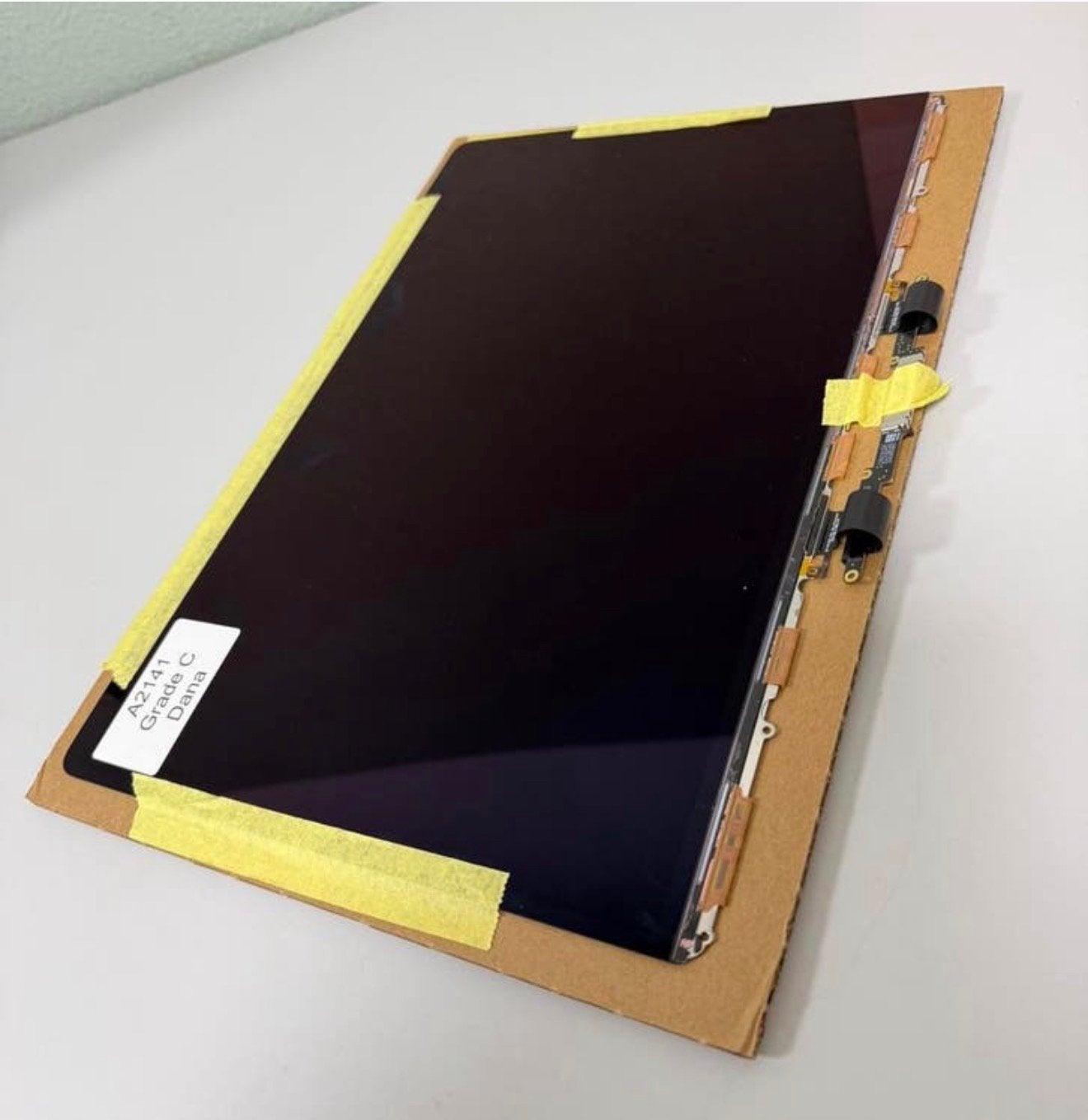 MacBook Pro 16” A2141 2019 LCD Screen Display Panel scherm, Ophalen of Verzenden, Zo goed als nieuw, H, H