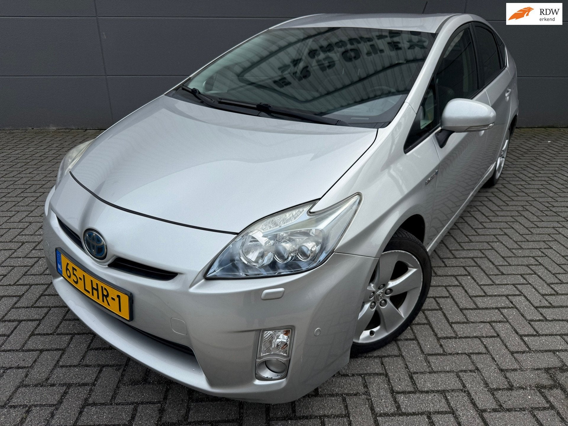 Toyota Prius 1.8 Executive*APK*NAP*AIRCO*CAMERA*CRUISE, Auto's, Toyota, Gebruikt, 4 cilinders, Bedrijf, Prius