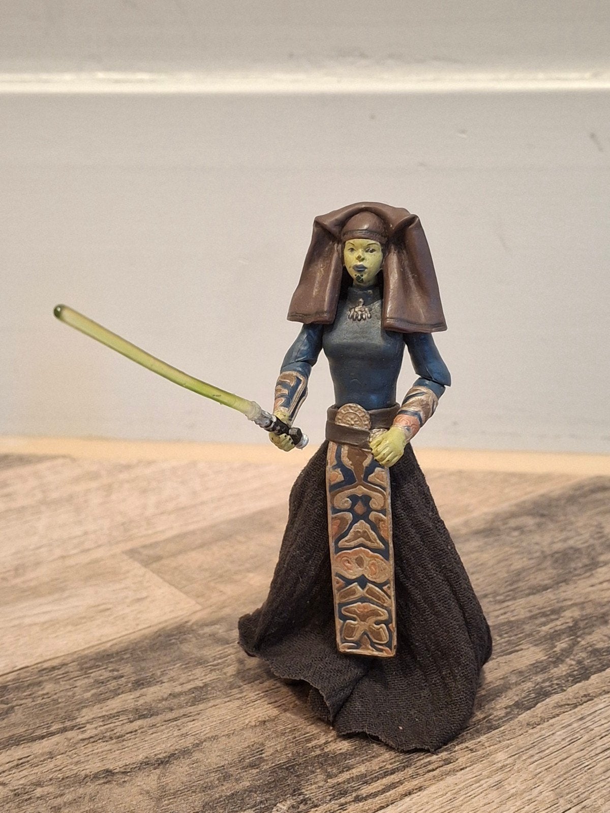 Star Wars Modern 3.75 inch Luminara Unduli met lightsaber, Ophalen of Verzenden, Gebruikt, Actiefiguurtje