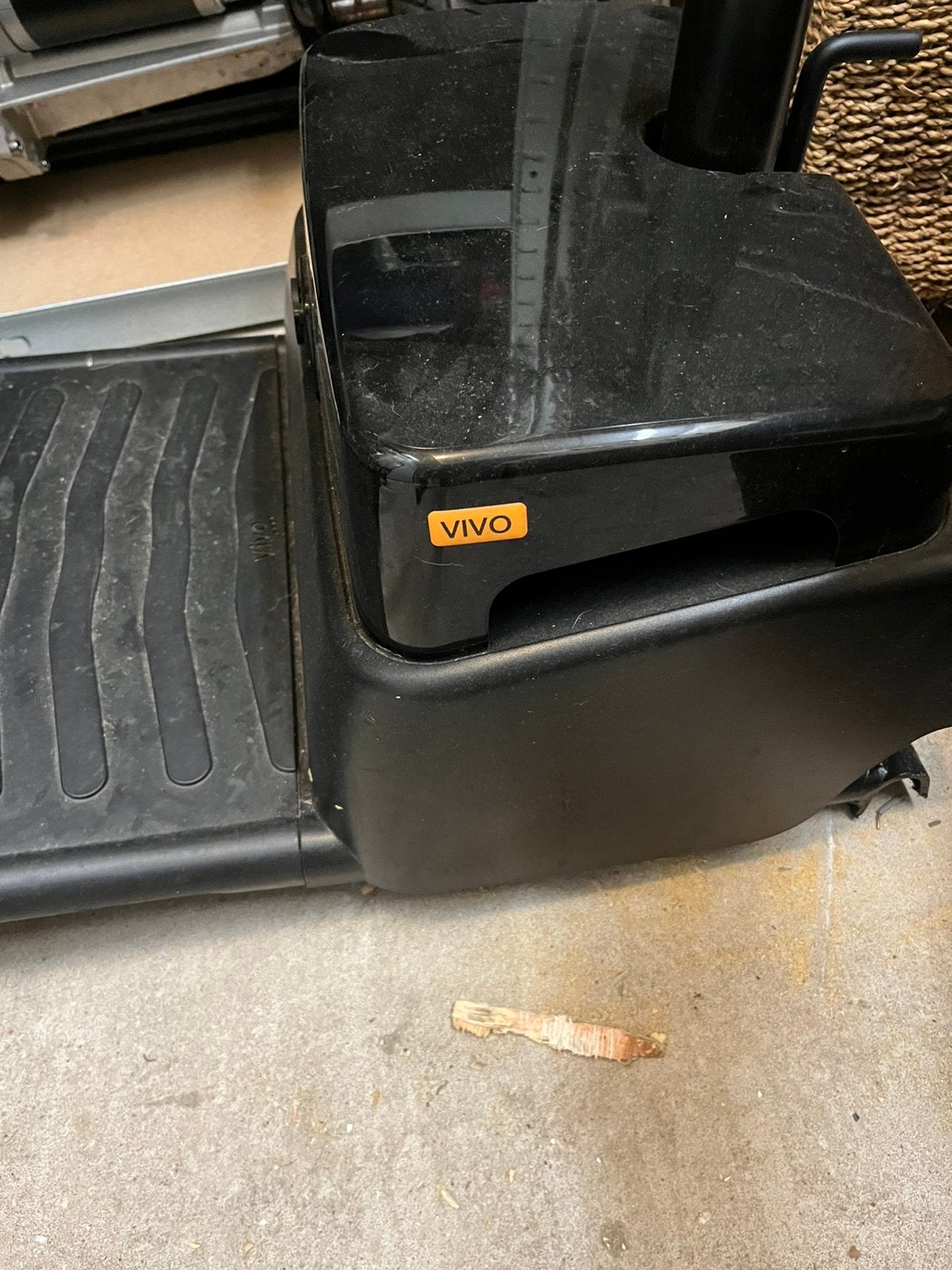 Scootmobiel Vivo zwart, Diversen, Ophalen, Life and Mobility, 10 km/u of minder, 16 t/m 25 km