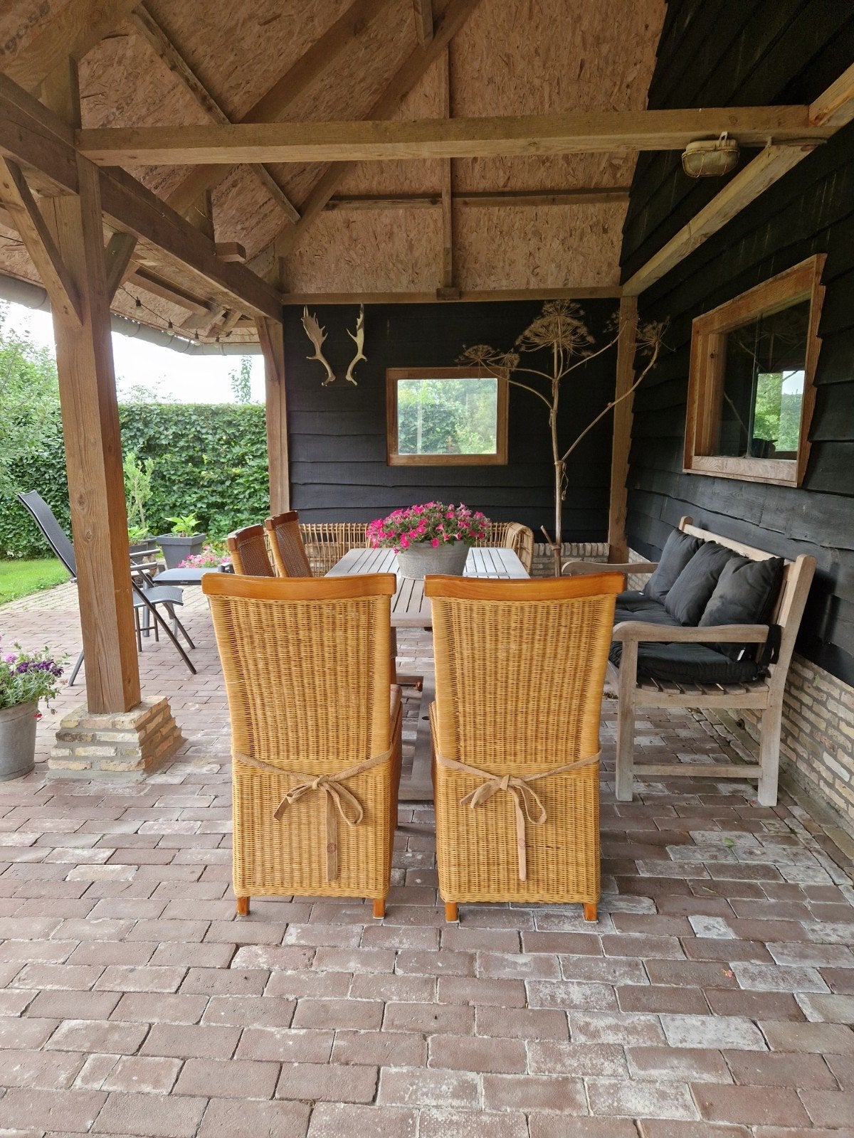 Stoelen voor eettafel of buitenkeuken, Ophalen