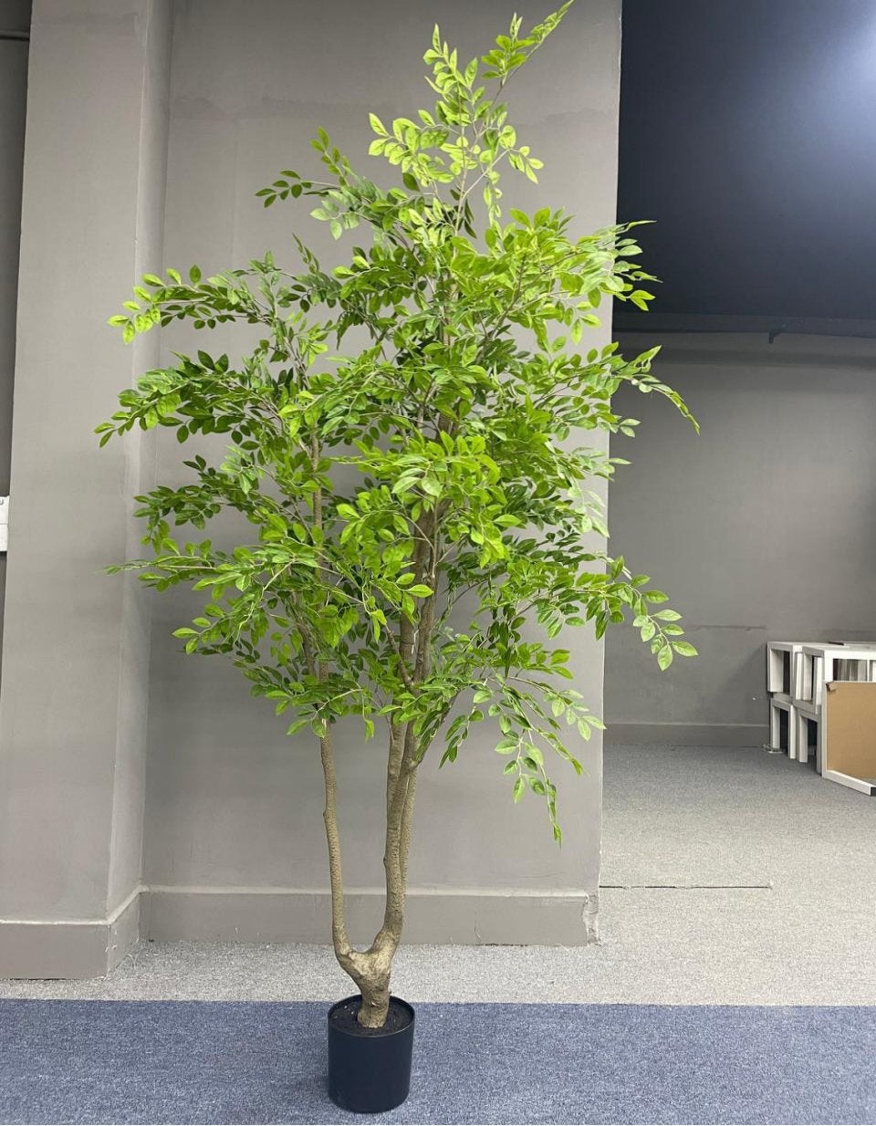Grote kunstplant - Realistische groene boom voor binnen, Huis en Inrichting, Ophalen, Binnen, Groen, Kunstplant