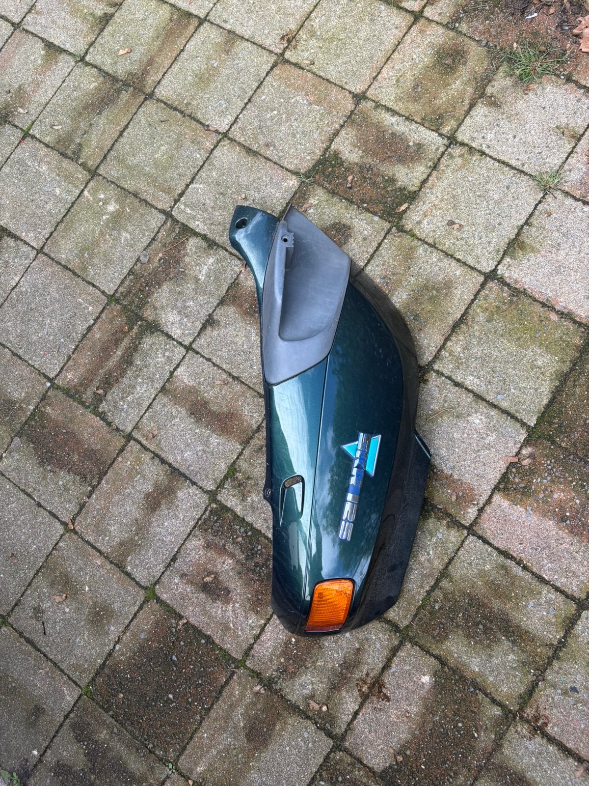 gezocht piaggio skipper 125cc zijkap groen, Ophalen