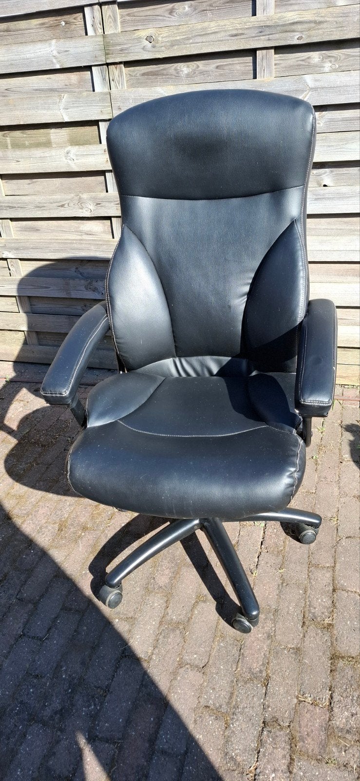 2 stuks Zwarte Bureaustoelen, Verstelbaar, Ophalen, Gebruikt, Zwart