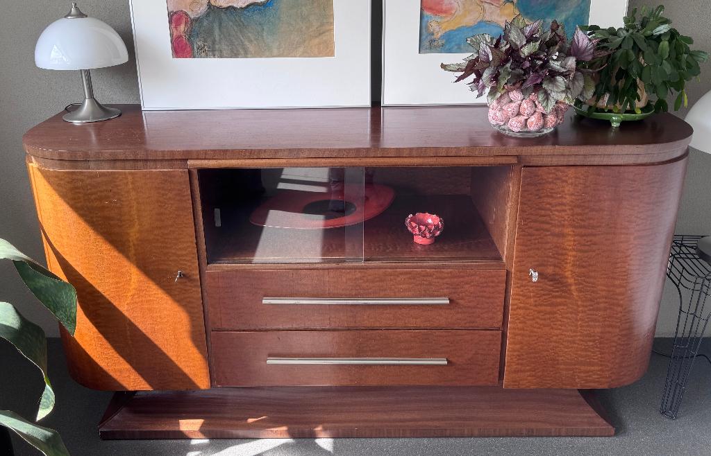 Vintage vitrinekast donker hout met glazen blad | retro, Antiek en Kunst, Antiek | Meubels | Kasten, Ophalen