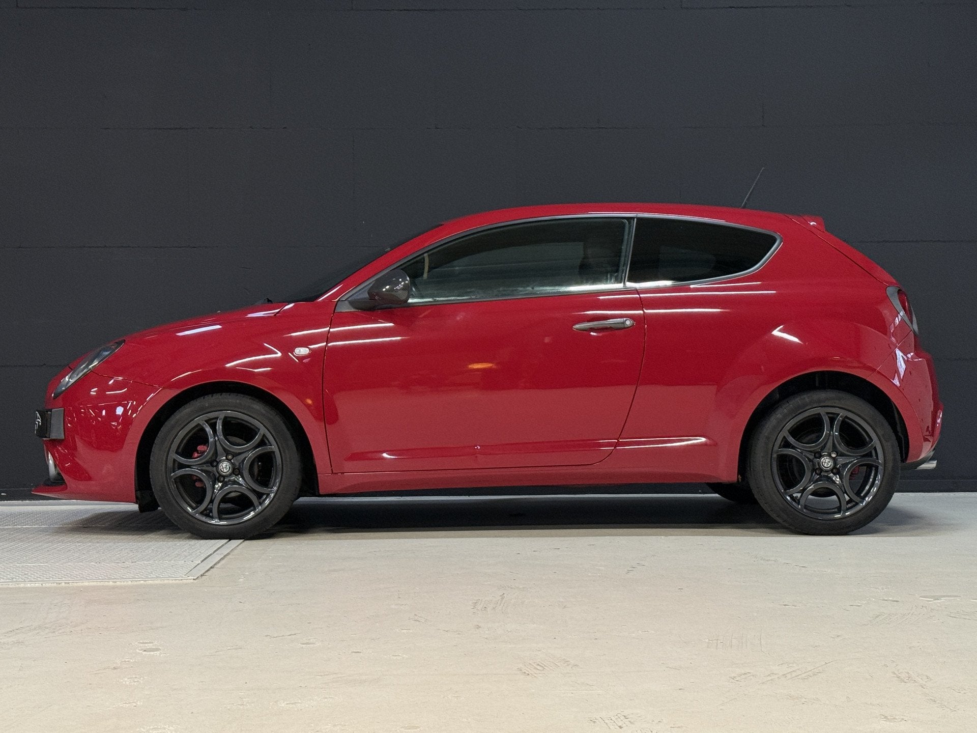 Alfa Romeo MiTo 0.9 TwinAir ECO | Origineel NL | Navigatie |, Auto's, Voorwielaandrijving, Stof, Gebruikt, 49 €/maand